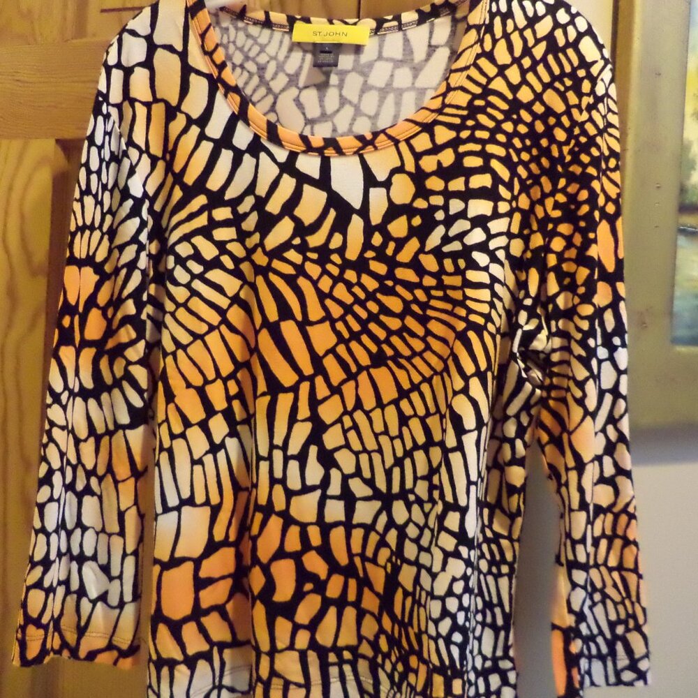ST. JOHN Blouse Shirt-Gold Label-Shades of Orange on Black in Geometric Design-L